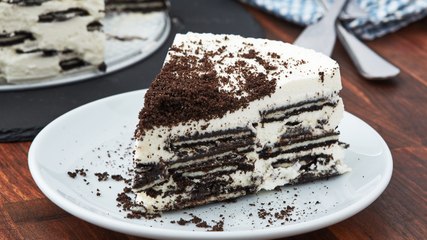 An Oreo Icebox Cake Is The Easiest Dessert You Can Possibly Make