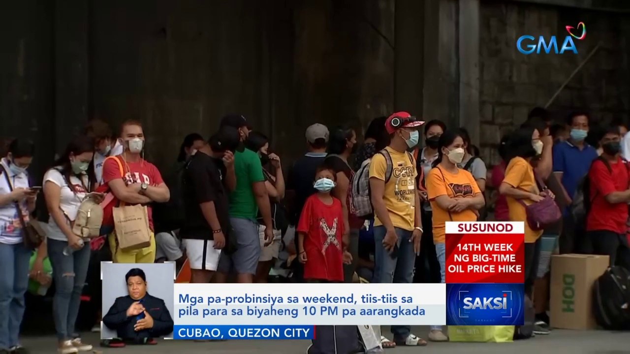 Mga pa-probinsiya sa weekend, tiis-tiis sa pila para sa biyaheng 10 PM pa aarangkada | Saksi