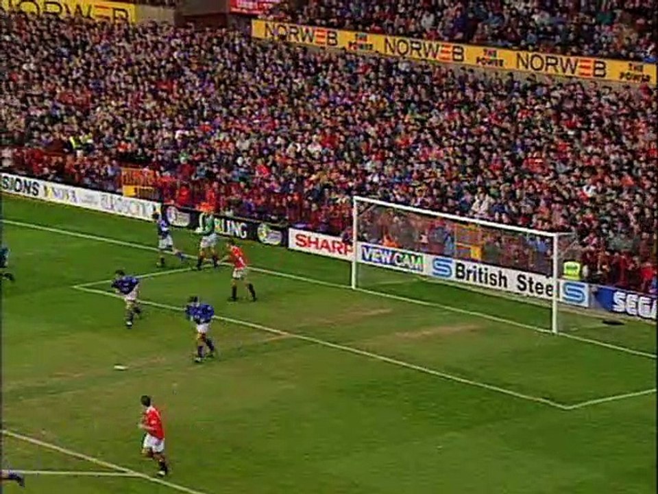 Season 1993-94 - Manchester United vs Oldham Athletic - 04.04.1994