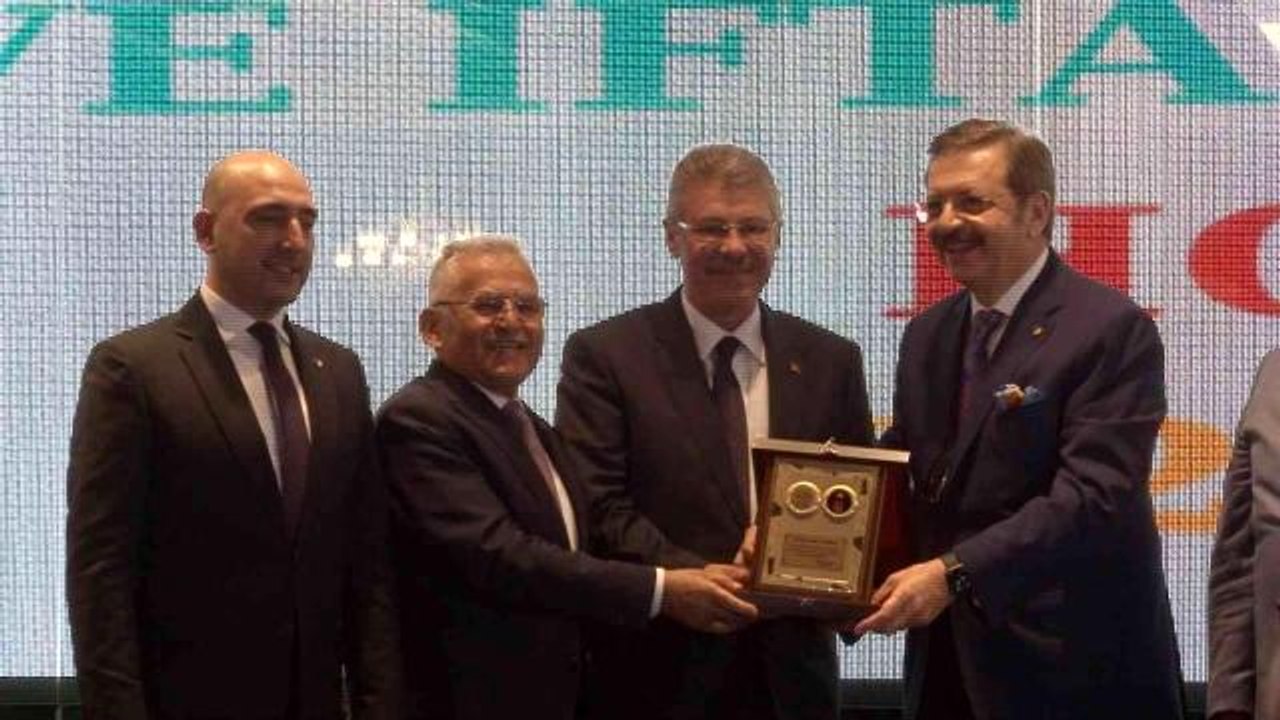 Kayseri'de Geleneksel Tescil Rekortmenleri belli olduTOBB Başkanı Rifat Hisarcıklıoğlu: "Kayseri önemli projelere imza atıyor"Kayseri Ticaret Borsası...