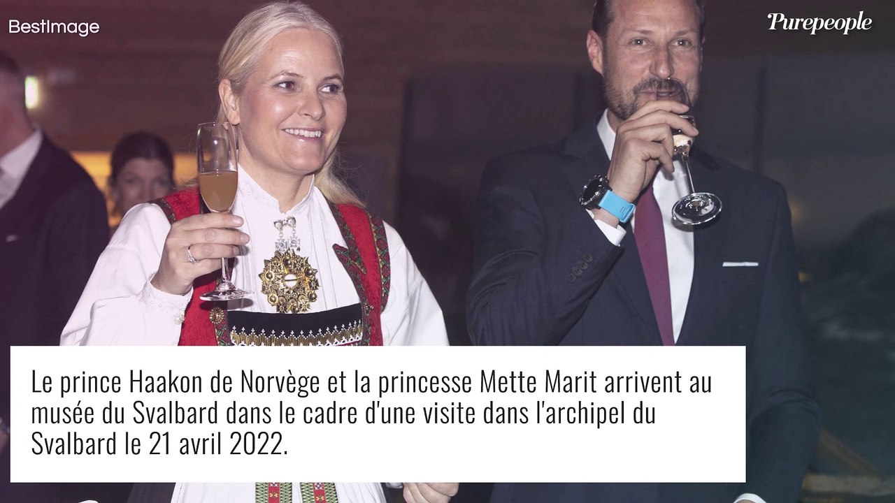 Mette-Marit et Haakon de Norvège : Chien de traineau, visites, réceptions... Le couple dans le Grand Nord !