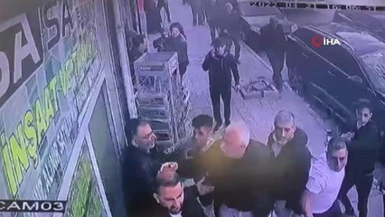 Gaziosmanpaşa'da 4 kişinin yaralandığı silahlı kavga kamerada