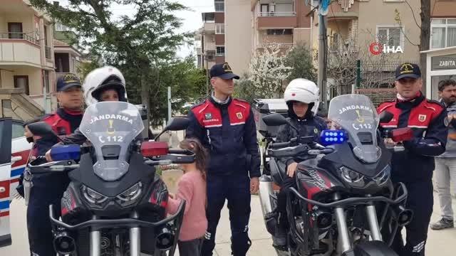 Son dakika haber! Esenköy'de çocuklara jandarma ekipleri ve kullandıkları ekipmanlar tanıtıldı