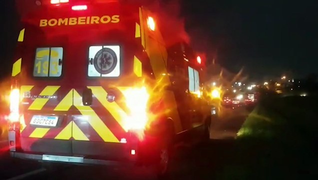 Jovem fica ferido ao cair de moto depois desviar de cachorro na BR-277