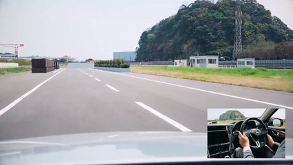 Conduite autonome Nissan - Evitement véhicule et piéton