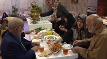 مائدة إفطار الإيرانيين في شهر رمضان