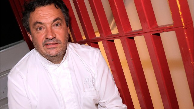 VOICI : - Mask Singer : que devient le chef Yves Camdeborde démasqué dans le programme ?