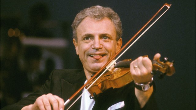 FEMME ACTUELLE - Il me disait 'garde-moi' : les confidences déchirantes de la fille aînée de Jacques Martin, sur sa fin de vie