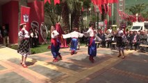 Ukraynalı çocuklar dans yeteneklerini sergiledi