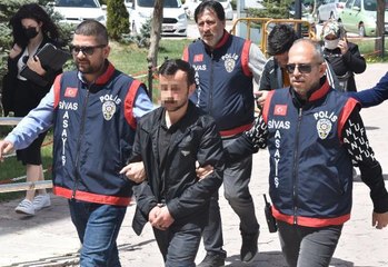 SİVAS'TA 27 EVDEN HIRSIZLIK ŞÜPHELİLERİ ADLİYEDE