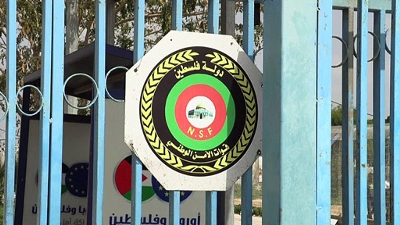 إسرائيل تمنع فلسطينيي غزة من العمل على أراضيها بعد إطلاق صواريخ من القطاع