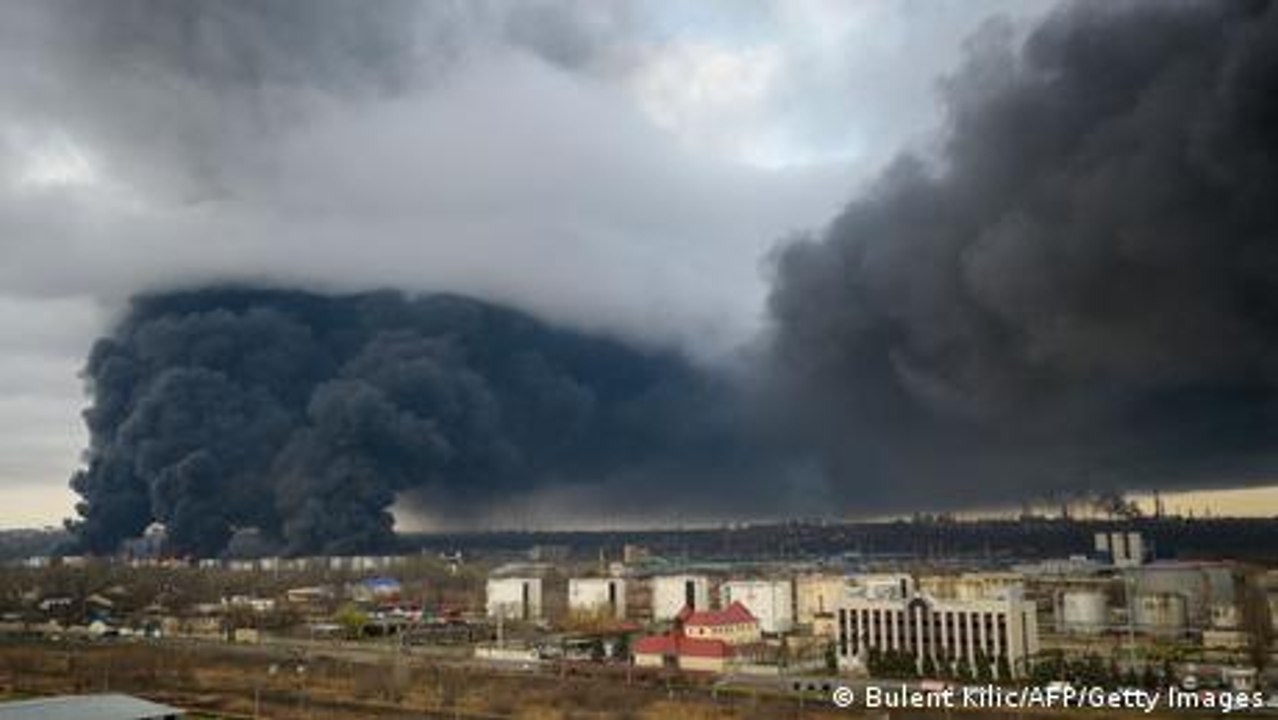 Ukraine war: Odesa prepares for the worst
