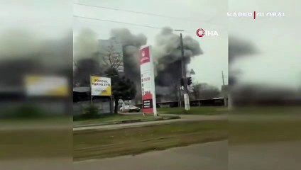Odessa'daki çok katlı binaya roketli saldırı! Gökyüzünü dumanlar kapladı
