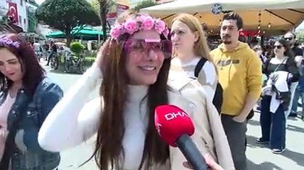 Büyükada'ya akın! Metrelerce kuyruk oluştu