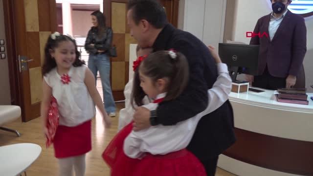 ÇOCUK BAŞKANDAN SOKAK HAYVANLARI TALİMATI: HAYVANLARA YUVA YAPILSIN