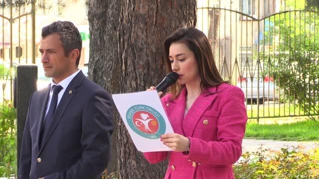 Kırgızistan'da 23 Nisan Ulusal Egemenlik ve Çocuk Bayramı çeşitli etkinliklerle kutlandı.