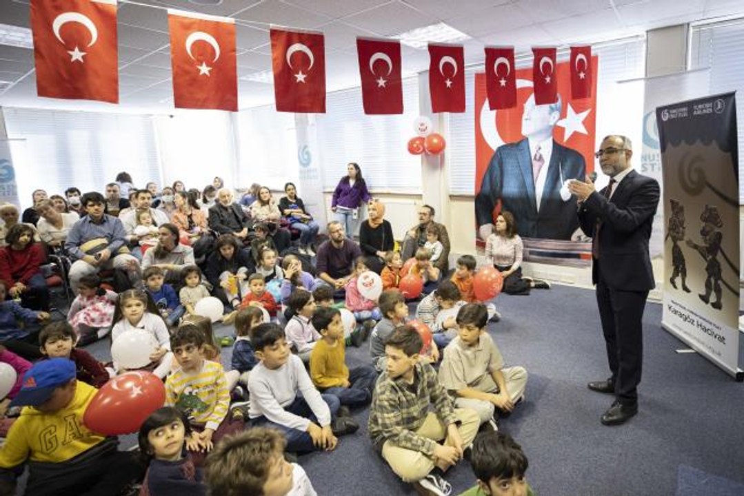 Londra Yunus Emre Enstitüsünde "Karagöz ve Hacivat" oyunu sergilendi