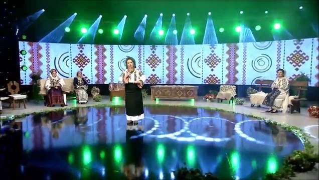 Laura Lavric - Hai, romani, de peste sate (Tezaur folcloric - TVR 1 - 10.04.2022)