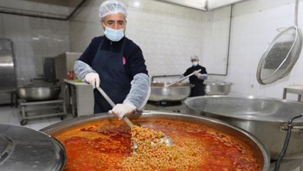 Van'da Büyükşehir Belediyesi Ramazan'da ihtiyaç sahiplerini unutmadı