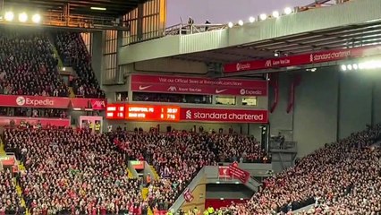 Cristiano Ronaldo recibió una emotiva ovación en el Emirates Stadium tras el fallecimiento de uno de sus bebés