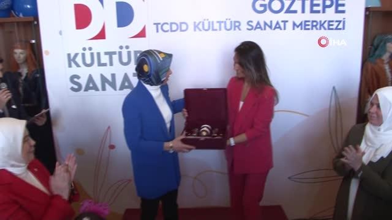TCDD Genel Müdürü Metin Akbaş: "165 yıllık geçmişi olan TCDD'nin tarihi objeleri bu odada sergilenmekte. Bu sergileri zamanla değiştireceğiz"