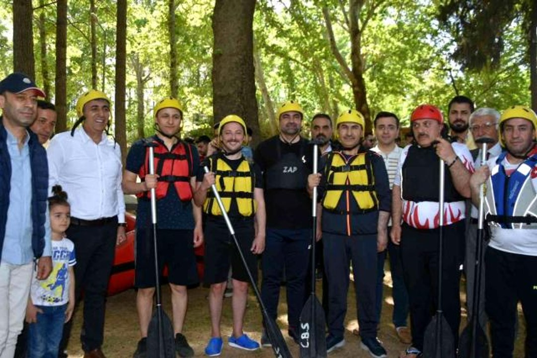 Nusaybin'de düzenlenen Rafting Okul Sporları yarışı başladı