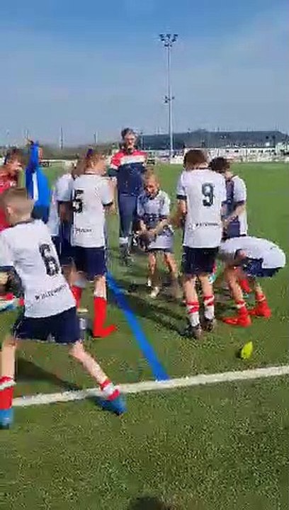 Célébration victoire ! Yvetot 2 / ES Tourville 1 (championnat U13 D1 le 23/04/2022)