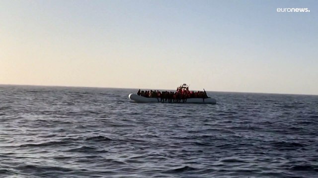 Врачи без границ спасли мигрантов в Средиземном море