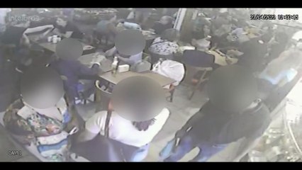 Flagra: mulher tem bolsa furtada ao almoçar no Mercado Público de Florianópolis