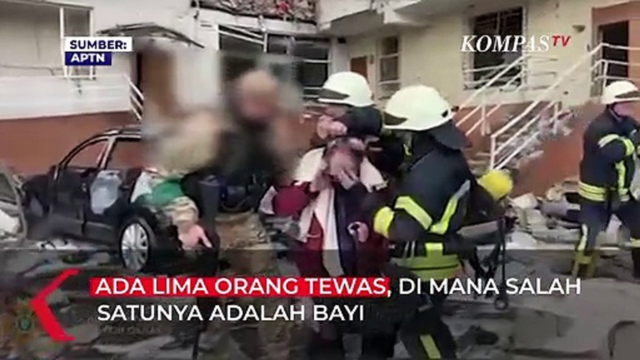 Rudal Rusia Kembali Hantam Ukraina, Bangunan Hancur Lebur!