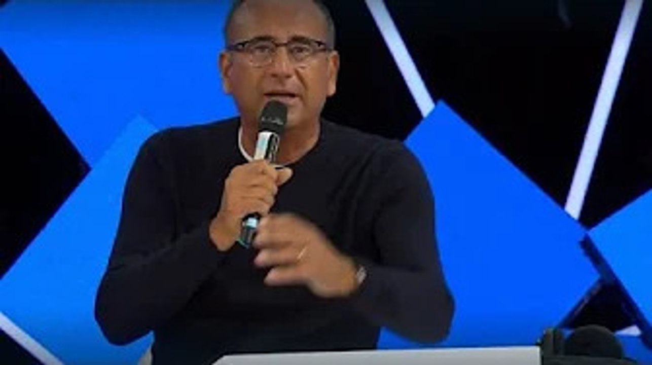 Carlo Conti rompe il silenzio sulla scelta dei concorrenti per la prossima edizione del suo show E'