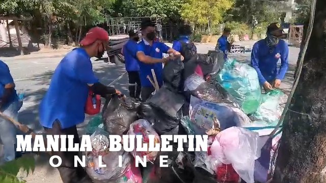 MMDA collects garbage from VP Leni’s grand birthday rally in Pasay City