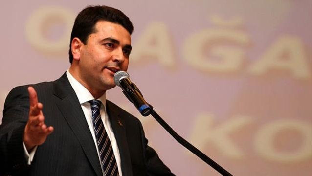 6'lı ittifak dağılıyor mu? Paylaşımıyla masayı karıştıran DP lideri Gültekin Uysal çok net konuştu: Bu masa ne çatlar, ne yıkılır