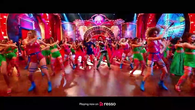 Whistle Baja 2.0 _ Heropanti 2 _ Tiger Shroff _ Official Video_ Neeti Mohan _Mika Singh_ A.R. Rahman(480P)