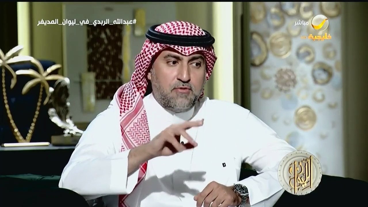 خبير اقتصادي: خفض قيمة الريال الأكثر فائدة للحكومة.. والضرائب أقل إيلامًا