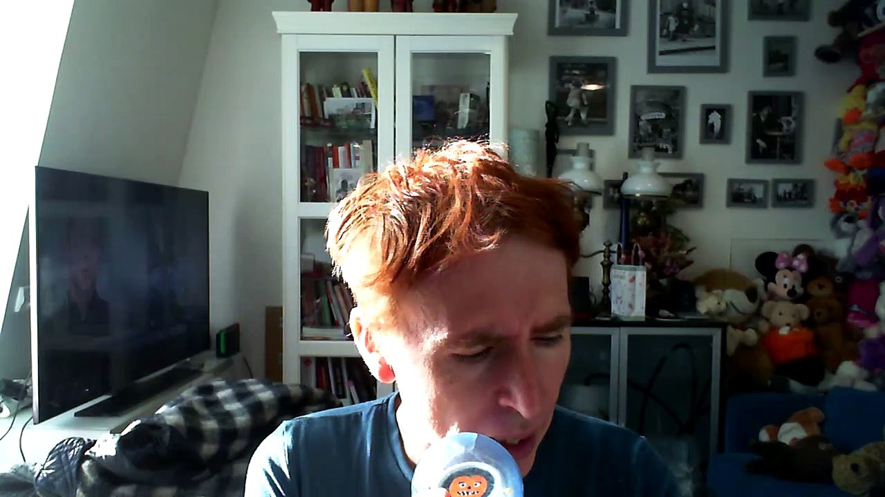 Wiwi égratigne "little white lies"