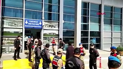 Afgan kaçaklar,  3'üncü charter sefer ile ülkelerine gönderildi