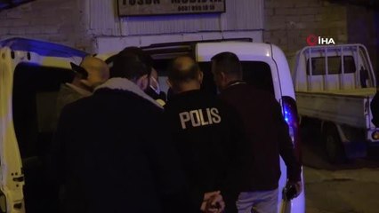 Babasını mermerle öldürüp, yoldan geçenlere "Babama bir şey mi oldu' diyen genç, tutuklandı