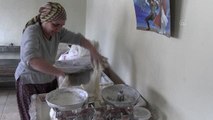 KAHRAMANMARAŞ - Kadın fırıncılar yöresel ekmekleriyle Kafkas kültürünü yaşatıyor