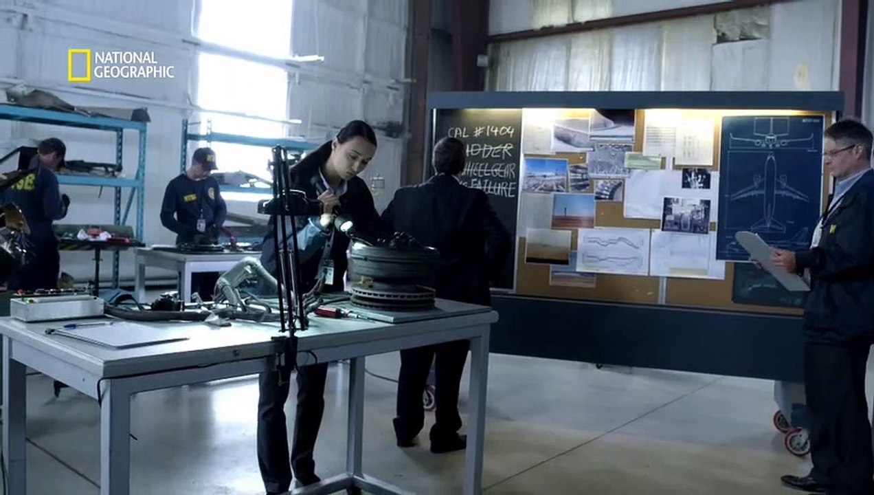 Air Crash S19E07 - Le coupable des Rocheuses - Vol Continental Airlines 1404 [Français]