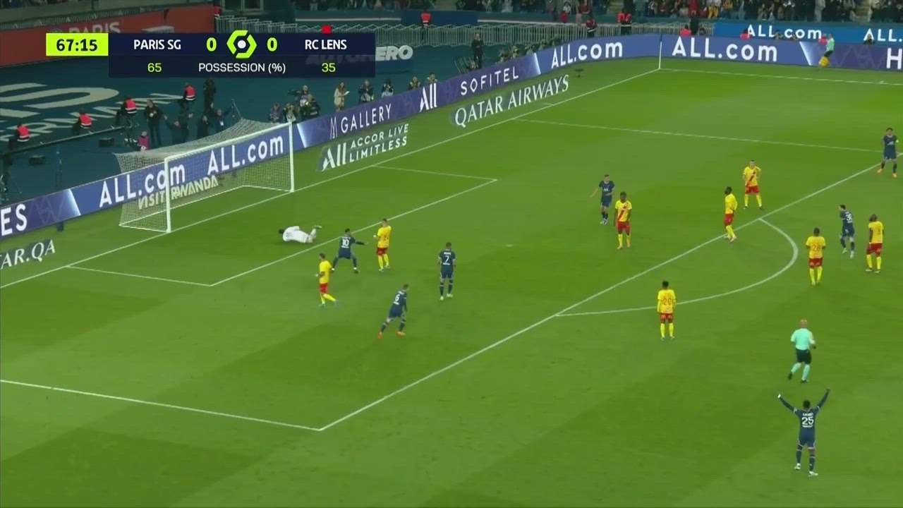 Messi scores screamer to help PSG win title