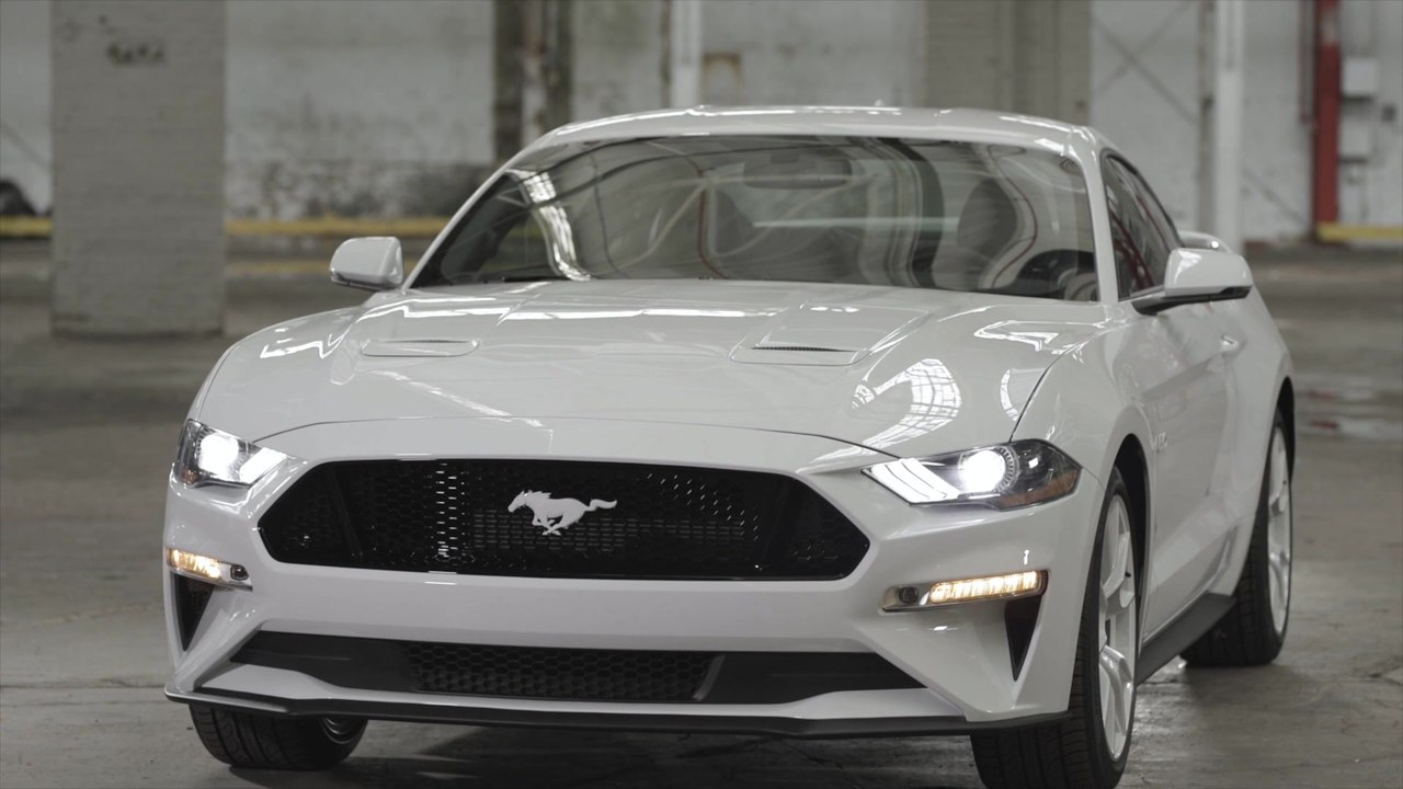 2022 Ford Mustang Coupe Ice White Appearance Package Design preview