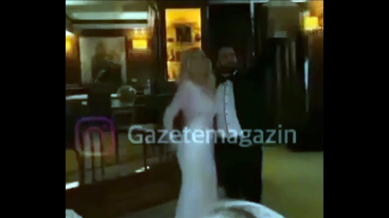 Nikah sonrası Seda Sayan oynadı Çağlar Ökten öptü!