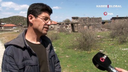 Terk edilen köy yapımcıların gözdesi oldu