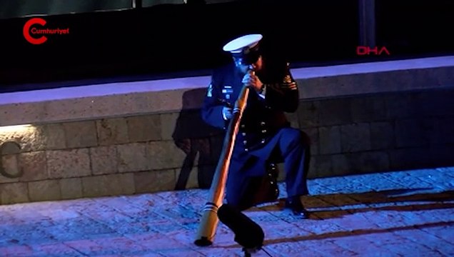 Anzak Koyu'nda geleneksel 'Şafak ayini' yapıldı