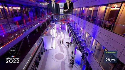 Emmanuel Macron réélu