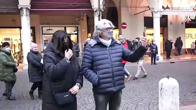 BAD HABITS - Ed Sheeran STREET SAX PERFORMANCE by Daniele Vitale