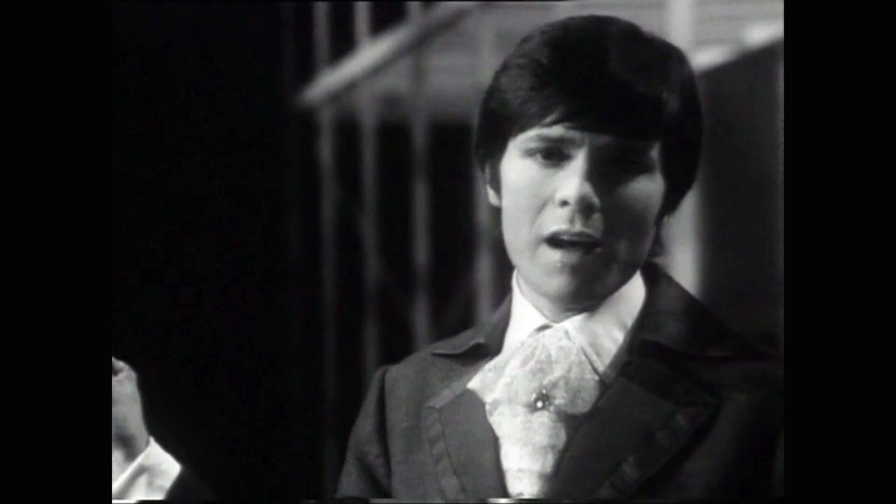 THE DAY I MET MARIE by Cliff Richard - live TV performance 1969 - STEREO