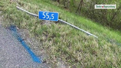 Autofahrer (29) kam bei Weer von Inntalautobahn ab und überschlug sich