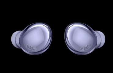 Samsung shine spotlight on holiday helpers